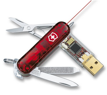 Victorinox-SwissFlash-16-GB-USB-Drive-Laser-Pointer2.jpg