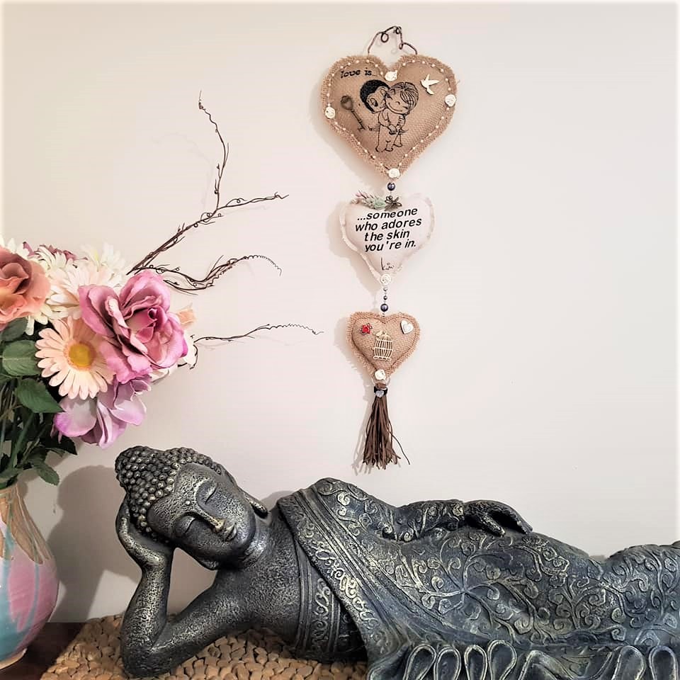 Vintage Valentine Wall Hanging (4).jpg