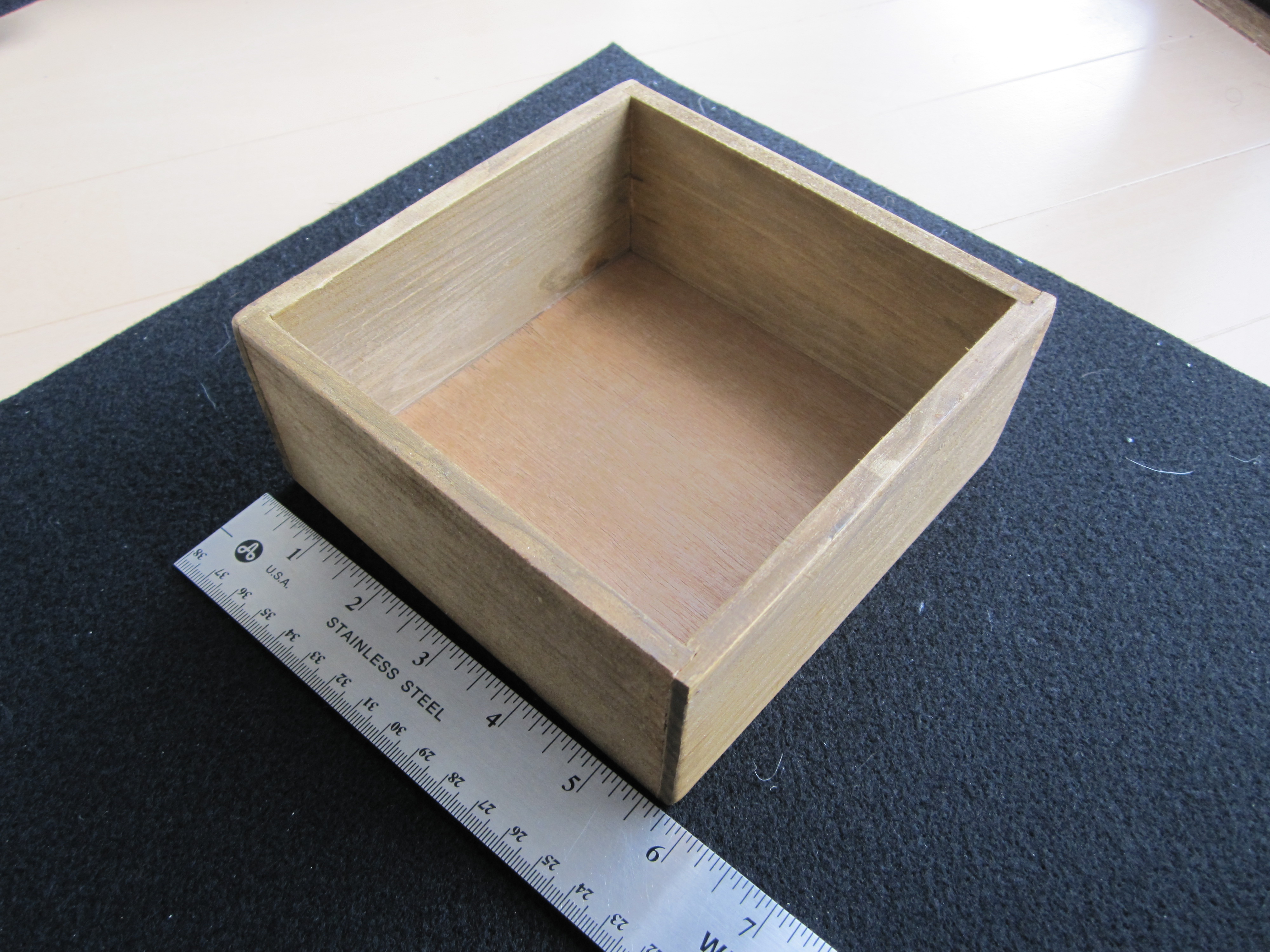 WOOD BOX.JPG