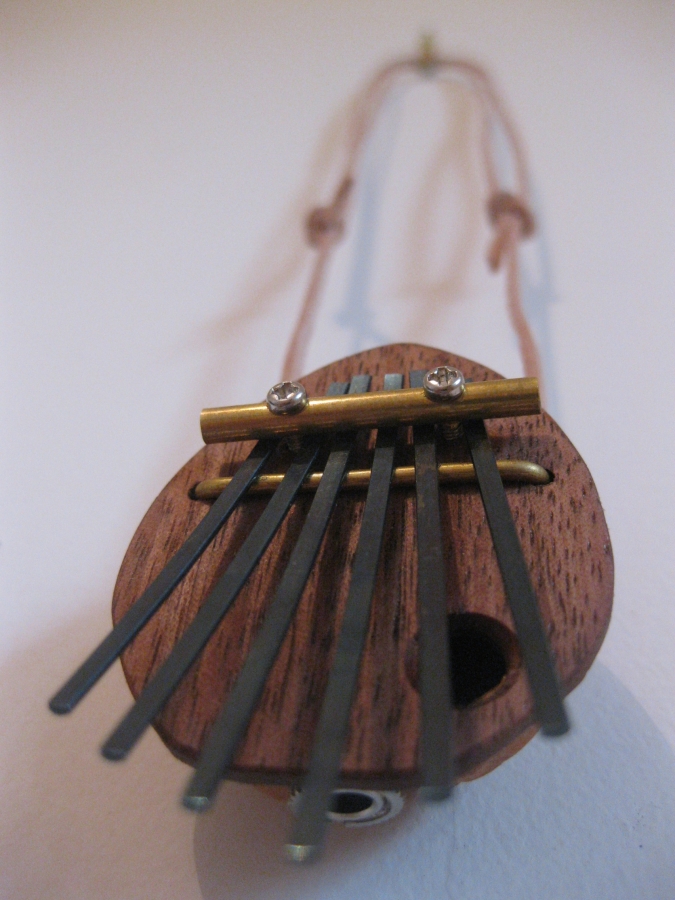 Walnut Kalimba2.JPG