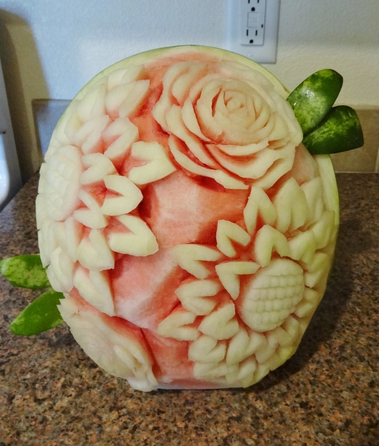 Watermelon Carving 003 (545x640).jpg