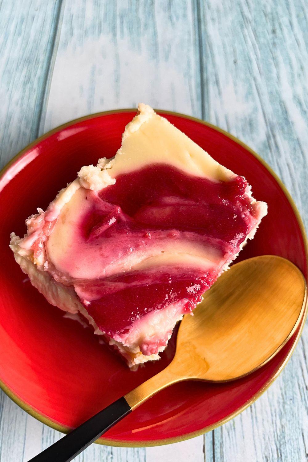 White Chocolate Raspberry Cheesecake 7.jpg