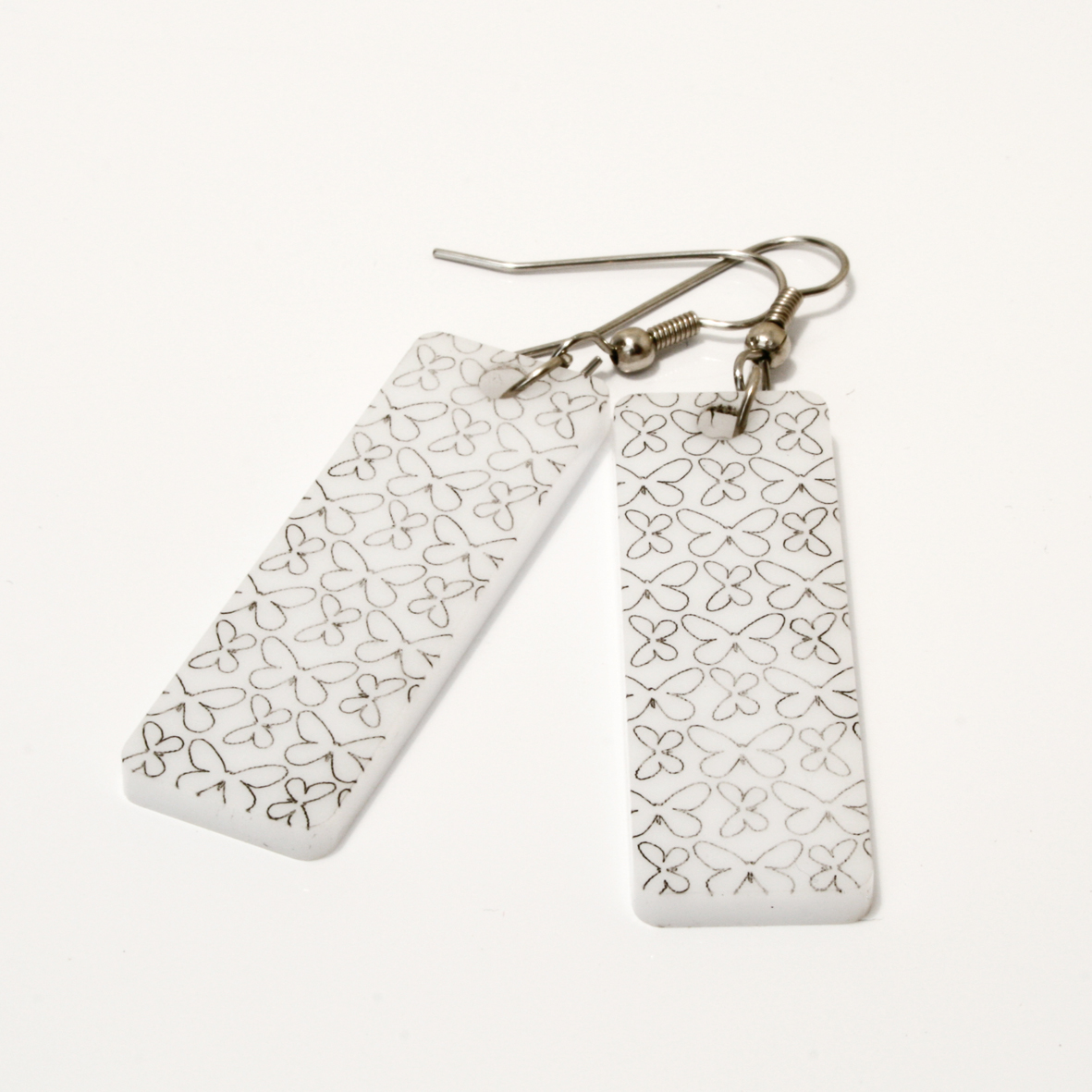 White earrings pair.jpg