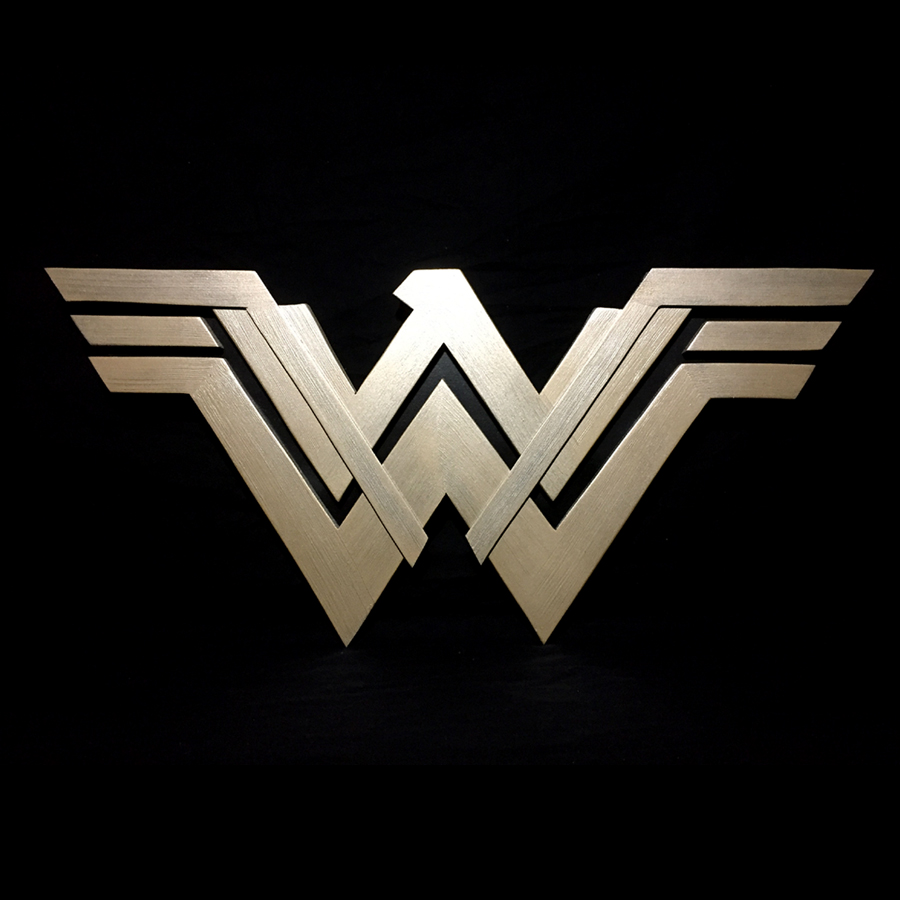 Wonder Woman logo Instructables Cover image.jpg