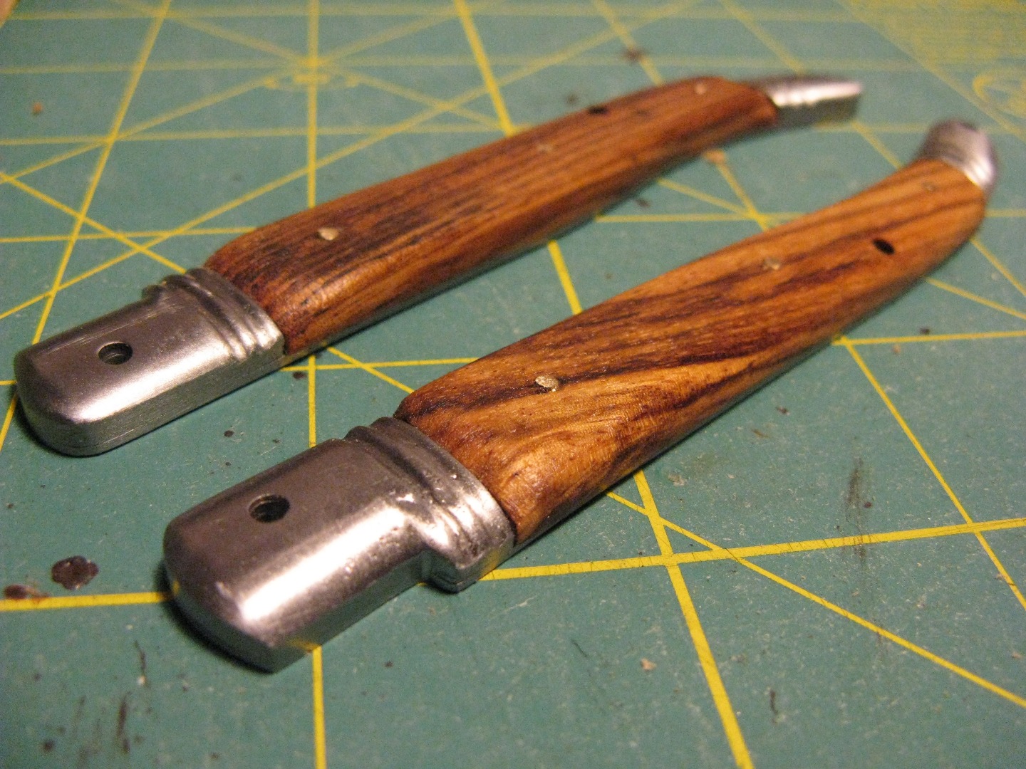 Wood grip mounted 4.JPG