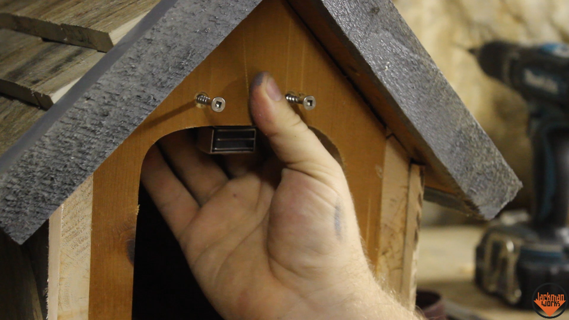 Wood mailbox 20.jpg