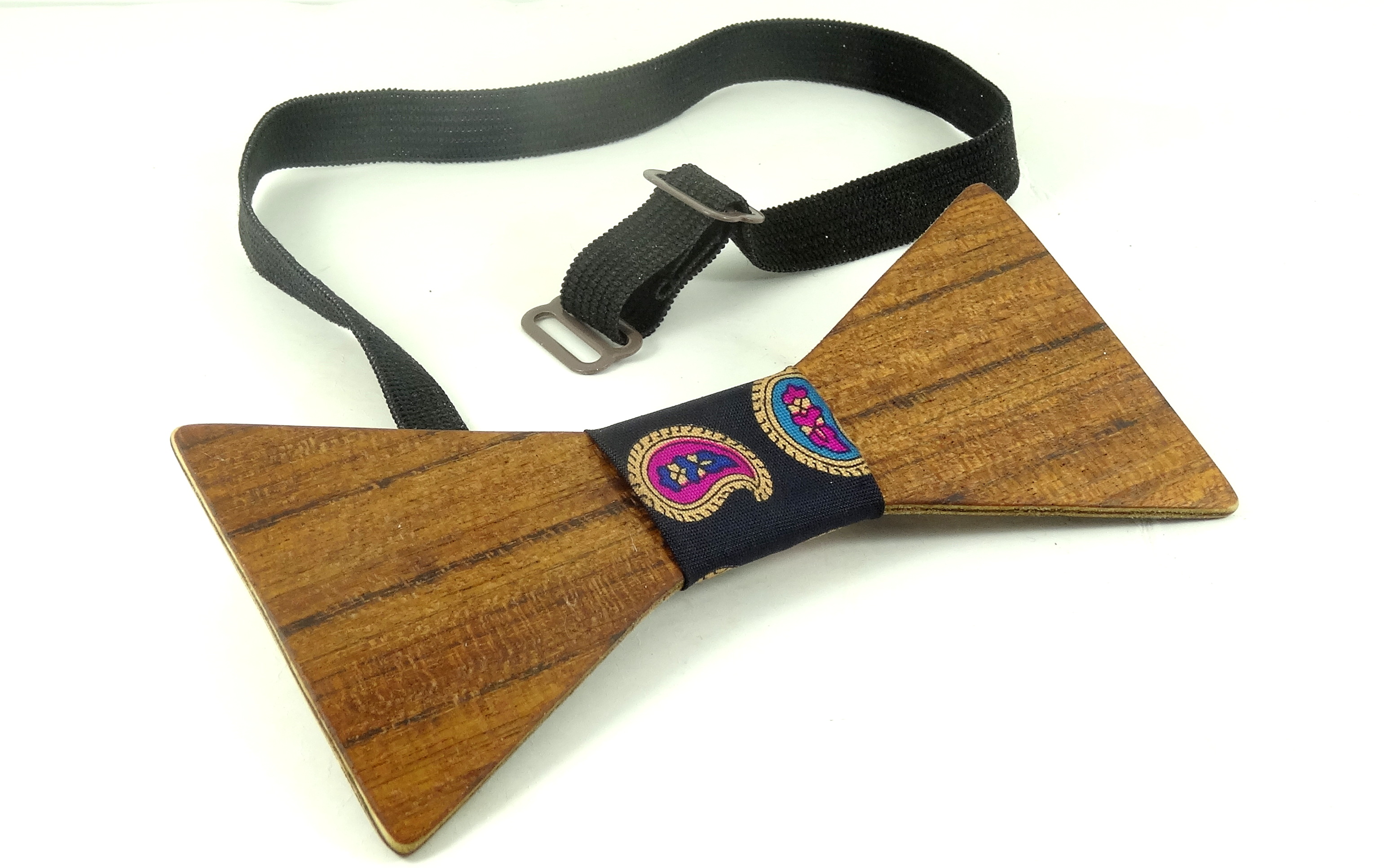 Wooden bow tie-001.JPG