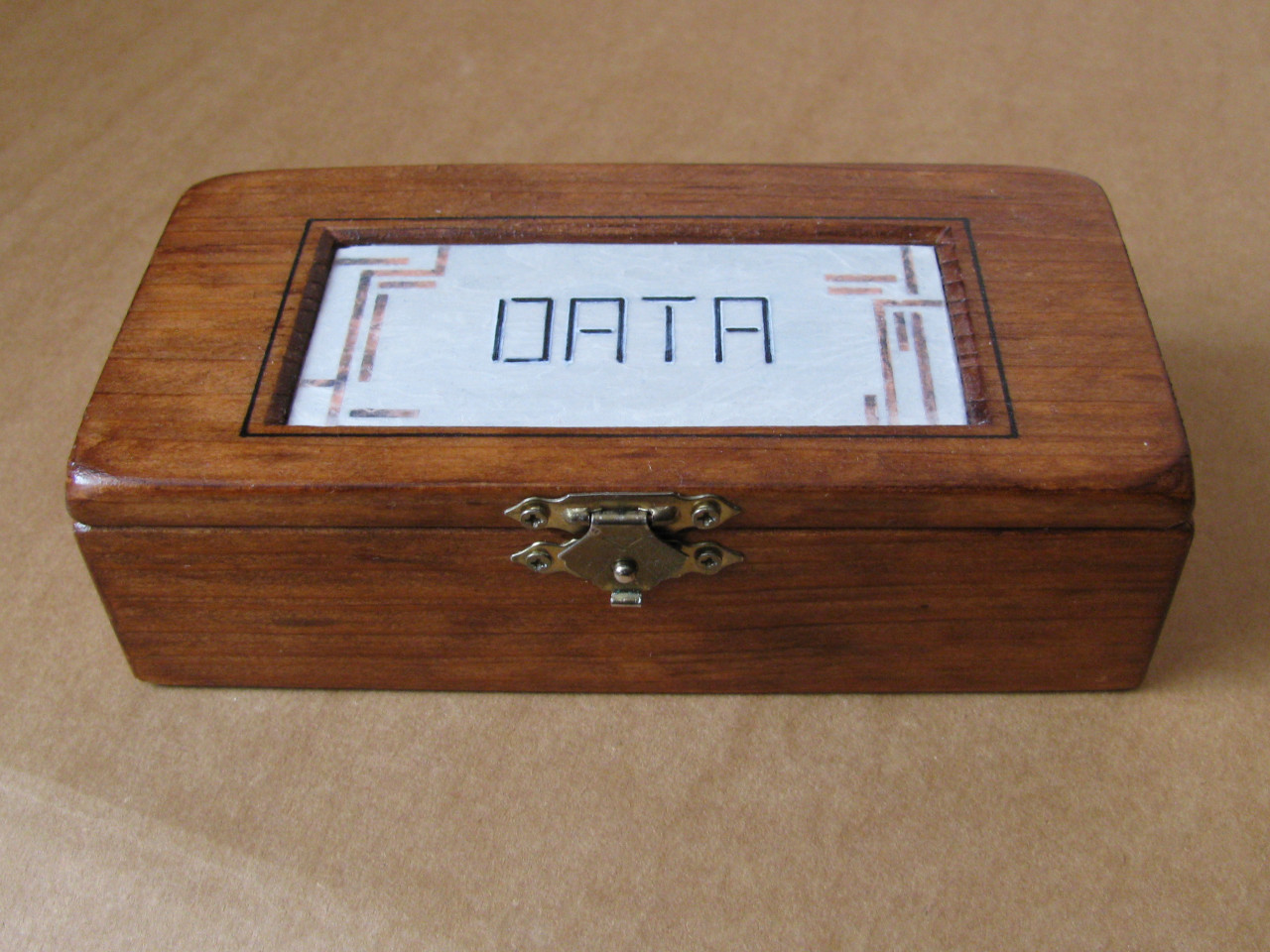 Wooden_box_Data.jpg