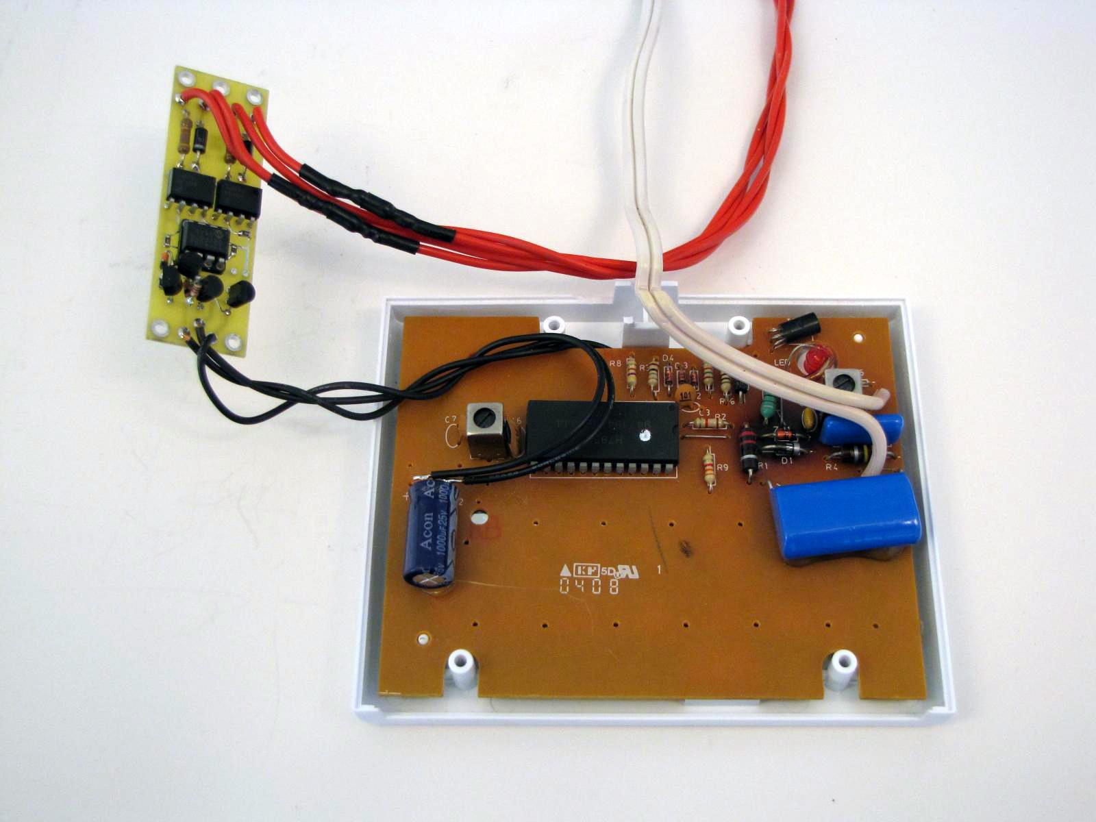 X-10 AC Sensor Interior Top View.JPG