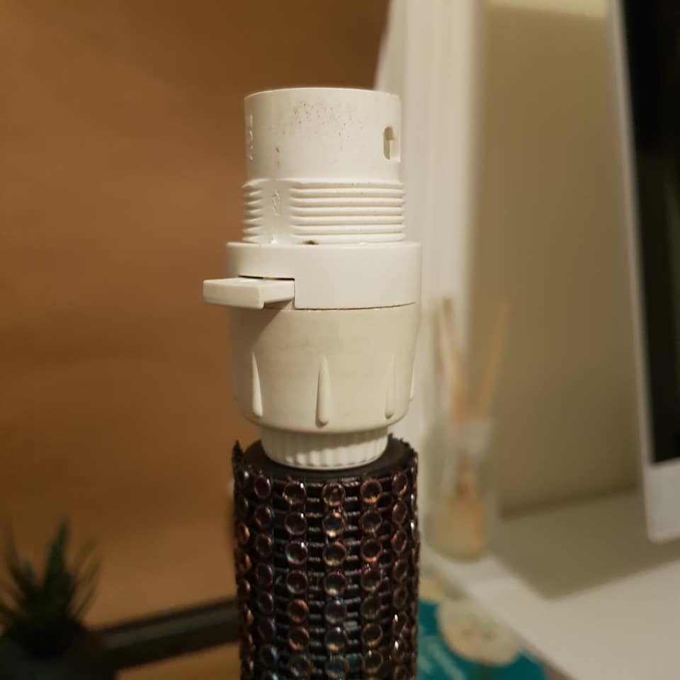altered bottle lamp (32).jpg