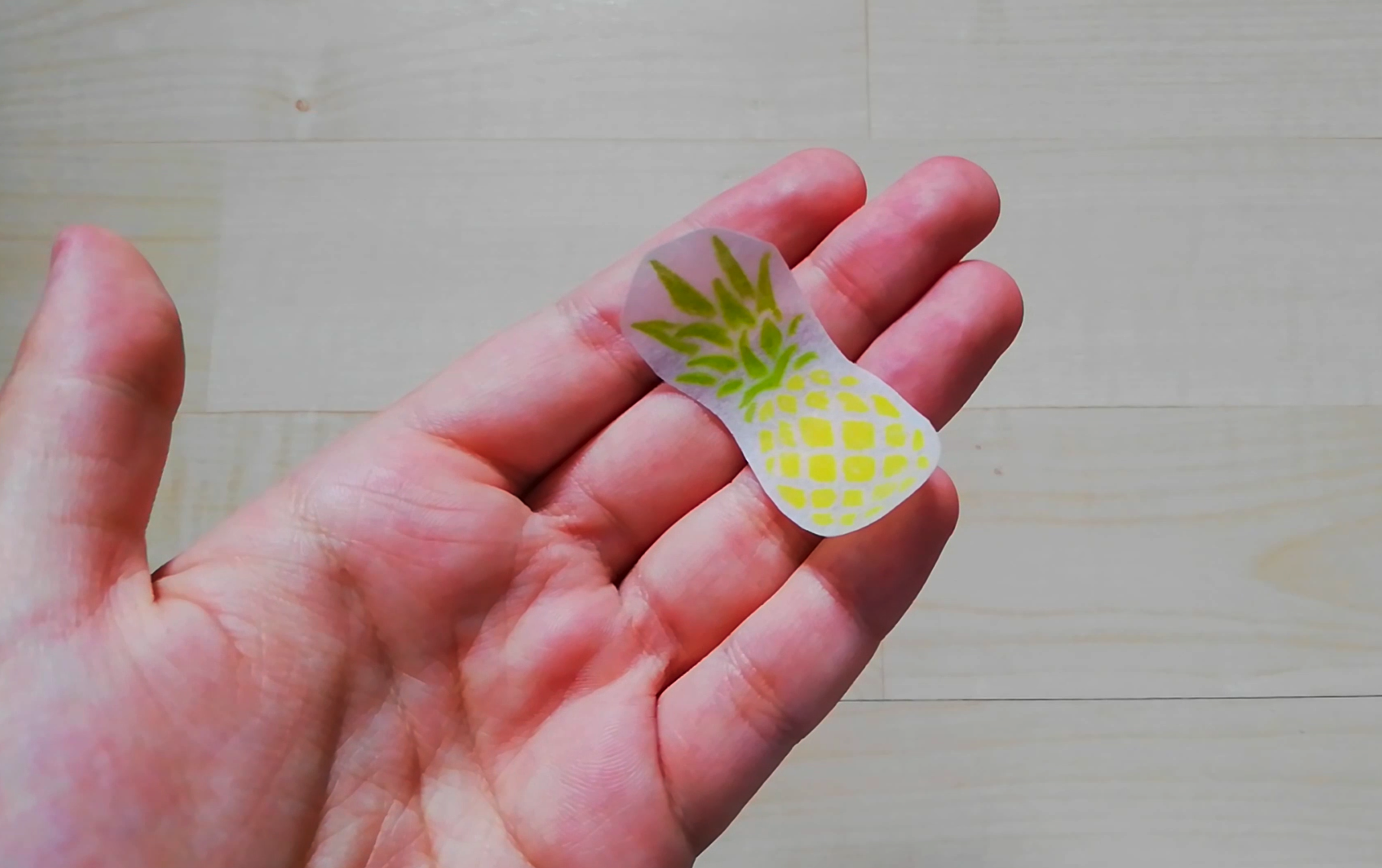 ananas sticker.png