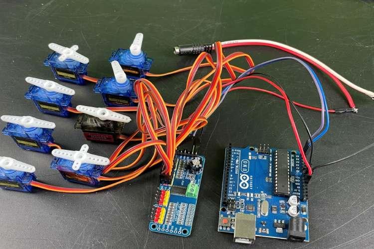 arduino-pca9685.jpg