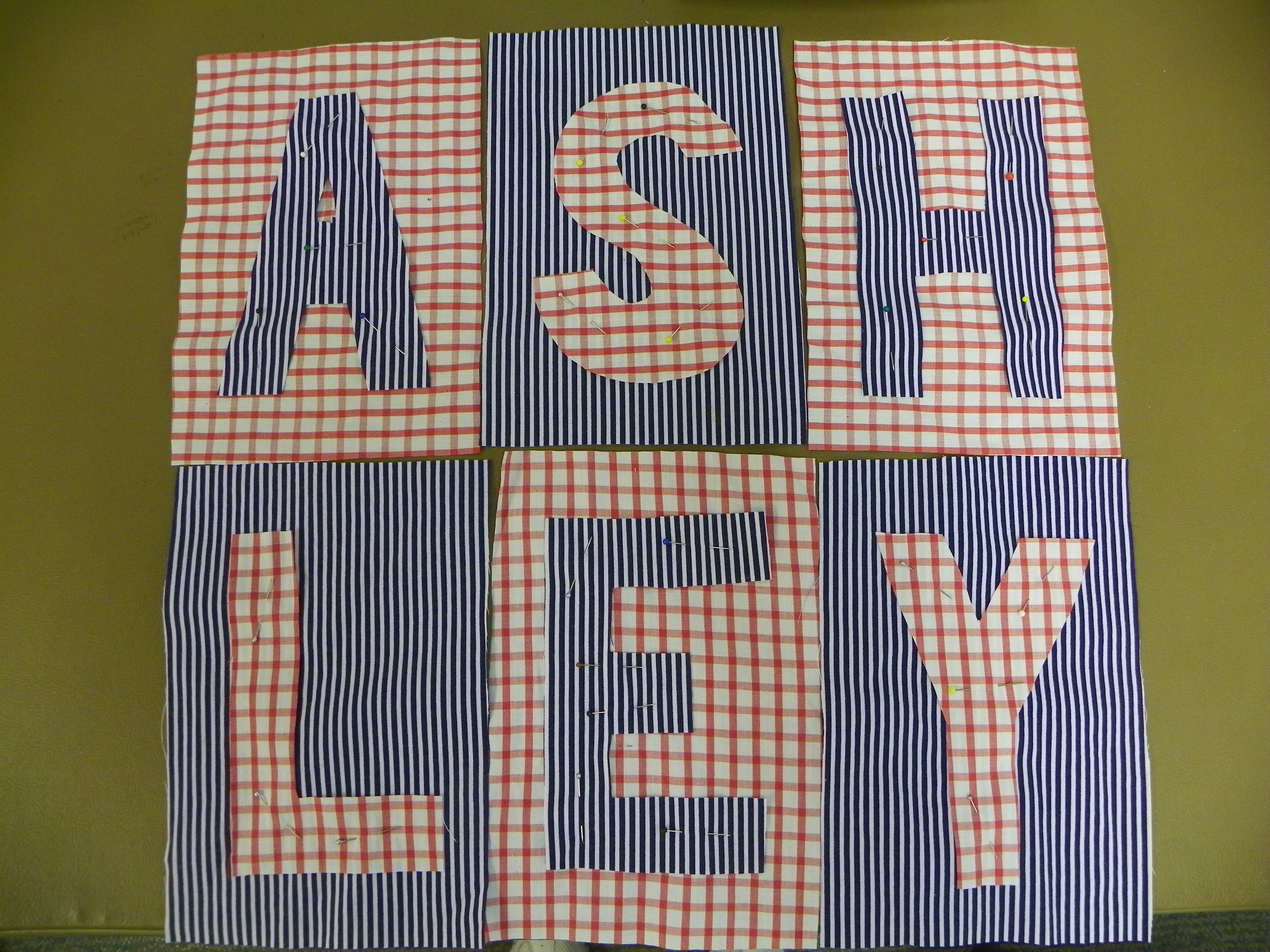 ashley pillow 009.jpg
