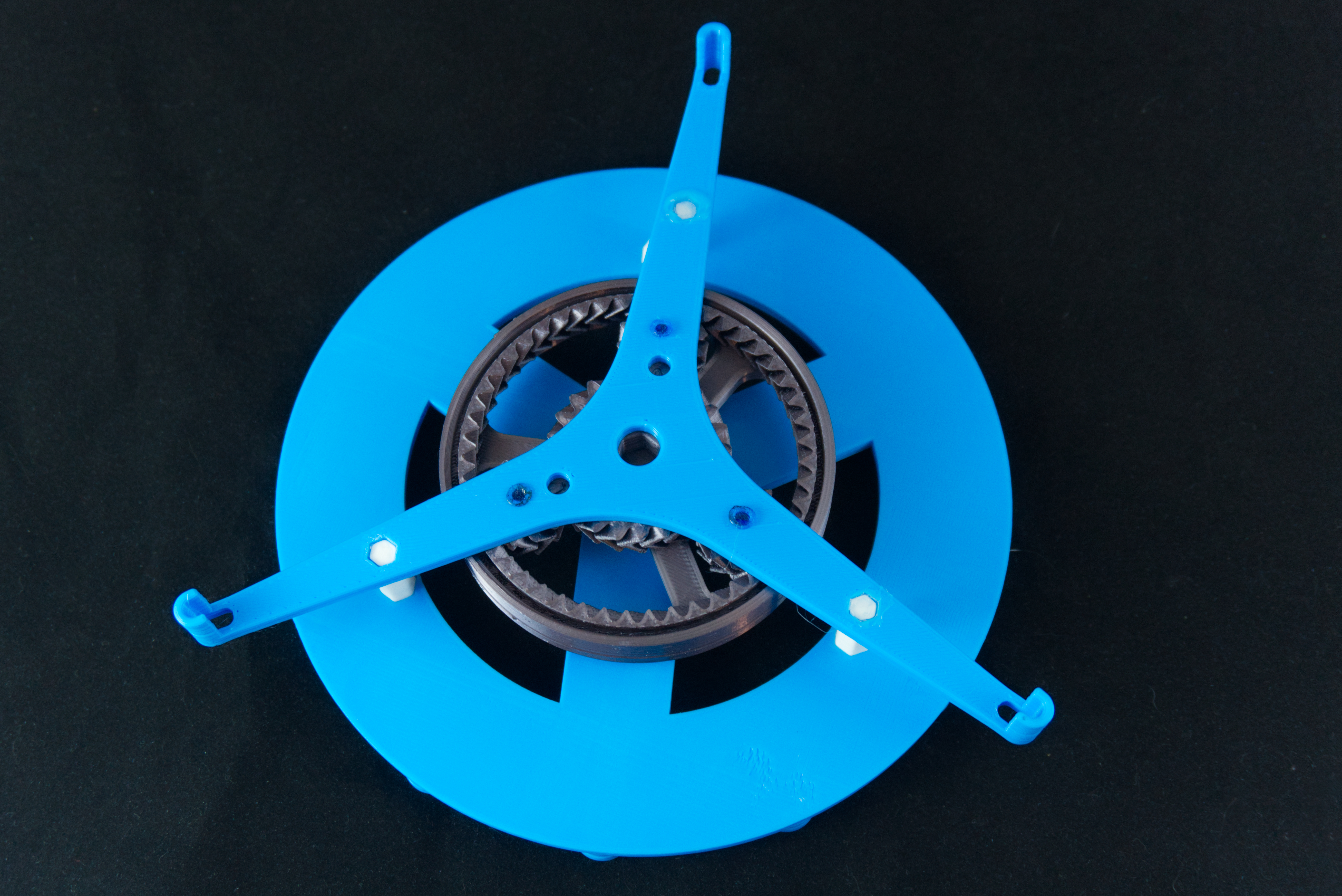 assembled planetary gear and hour ring bottom view.jpg