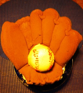 ball and mitt cake.jpg