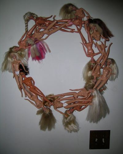 barbie_wreath_07.jpg