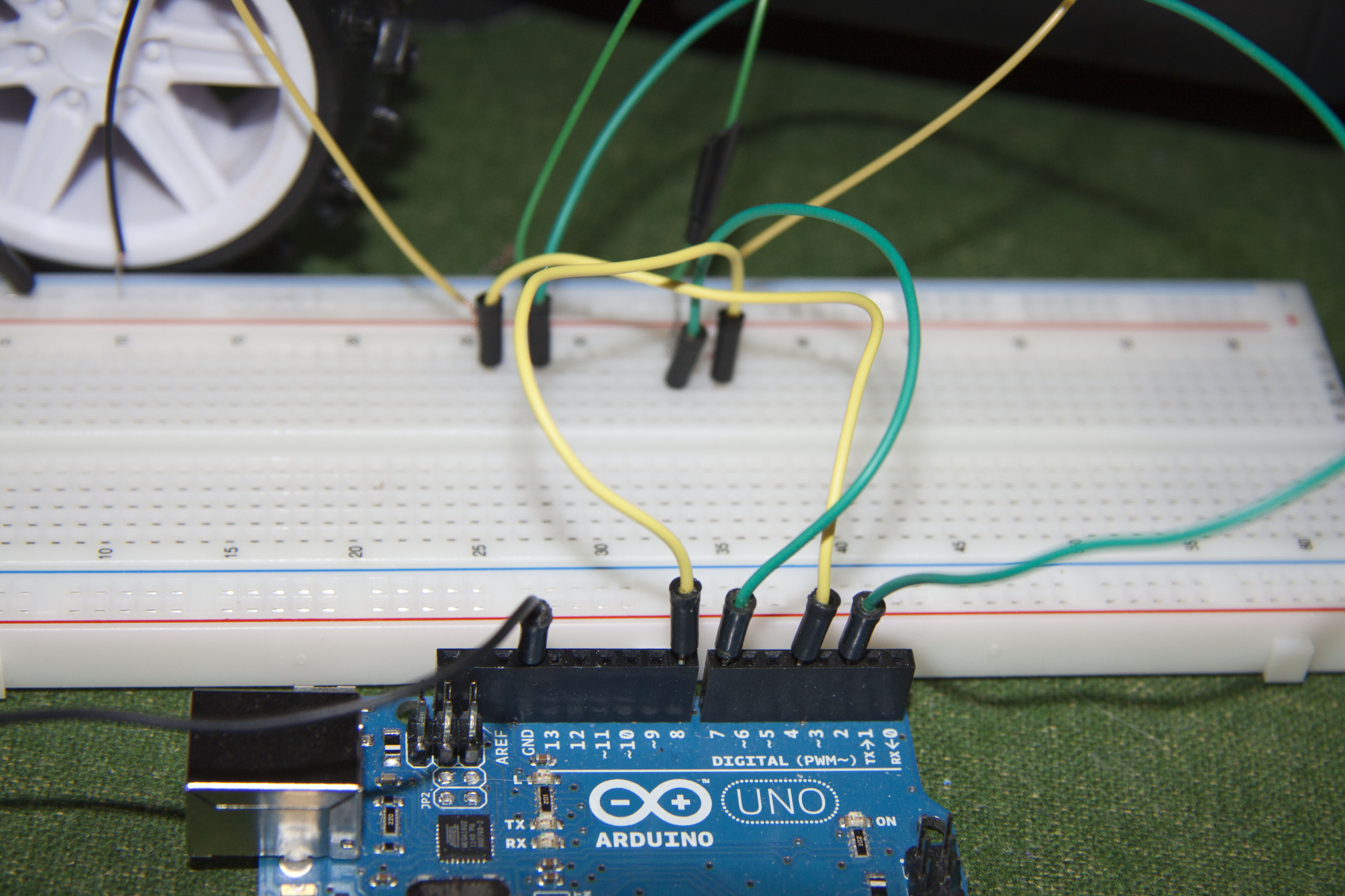 basic movement breadboard to arduino1.jpg