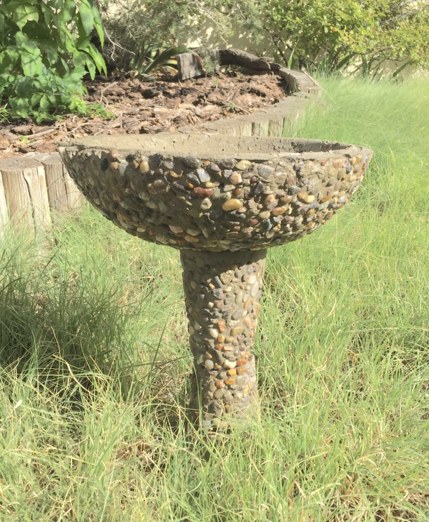 birdbath2.jpg