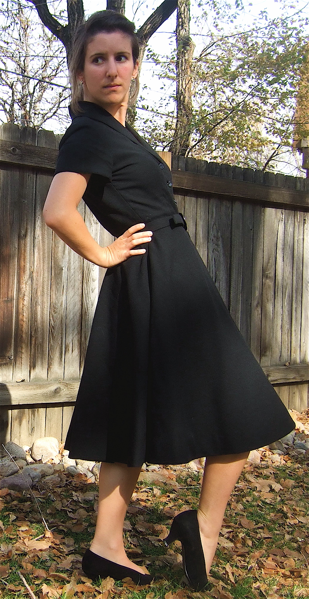 blackcrepedress2.jpg