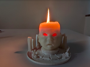 bleeding-doll-head-candle-1.png