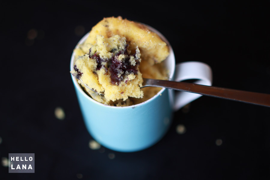 blueberry-mug-cake-bite.jpg