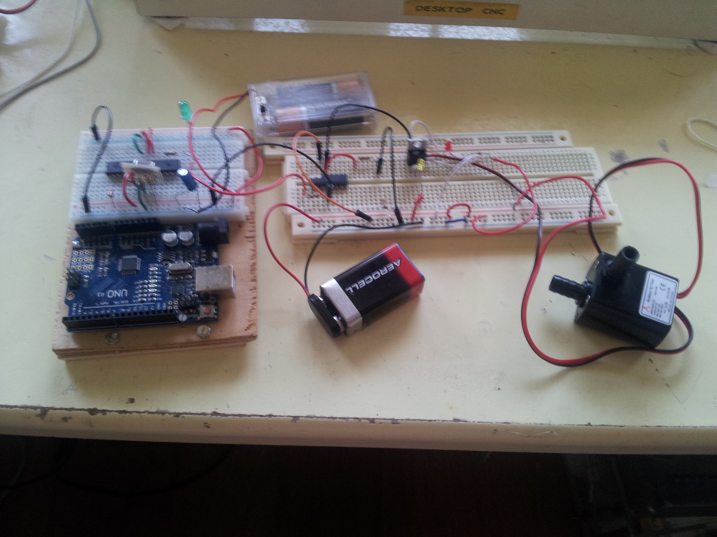 breadboard setup.jpg