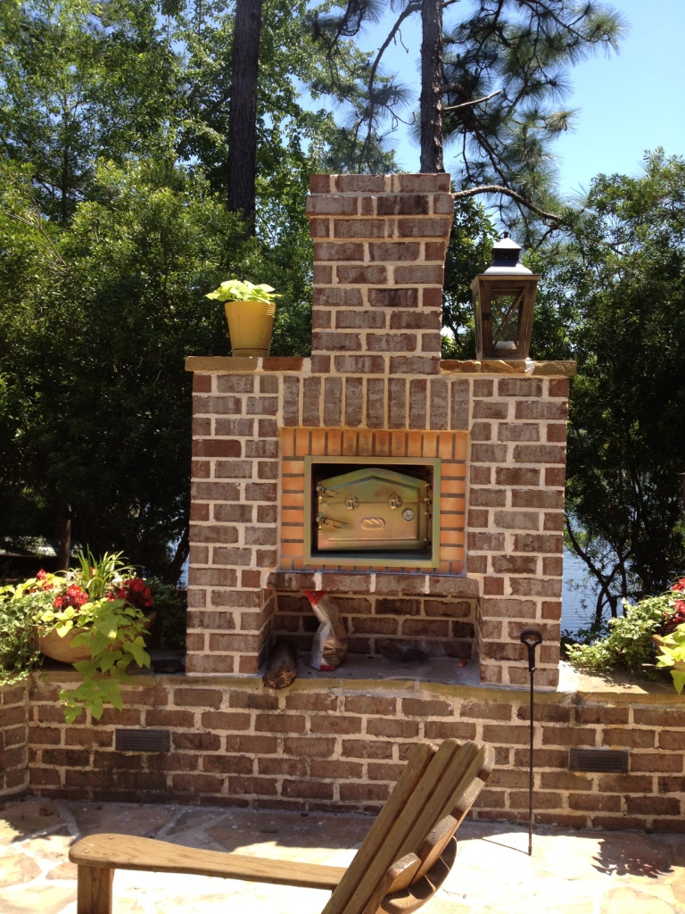 brick-outdoor-oven.JPG