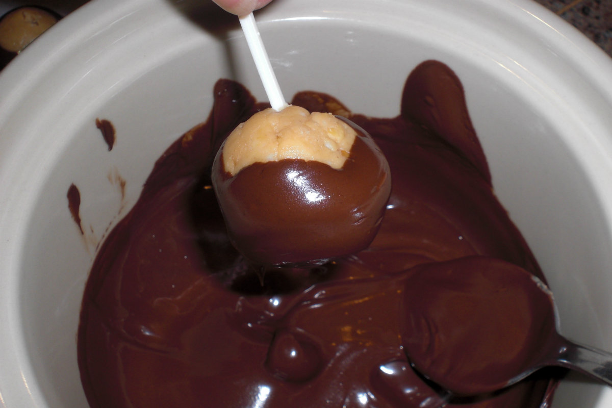 buckeye dipped closeup.jpg