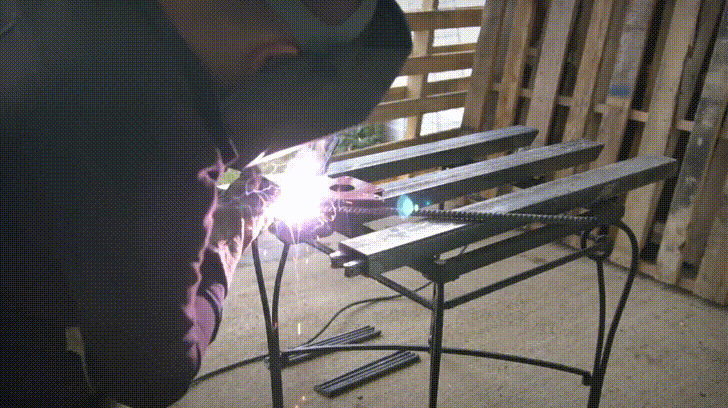building a christmas story leg lamp 35gif.gif
