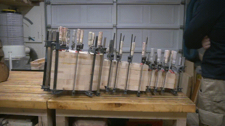 building a christmas story leg lamp 8gif.gif