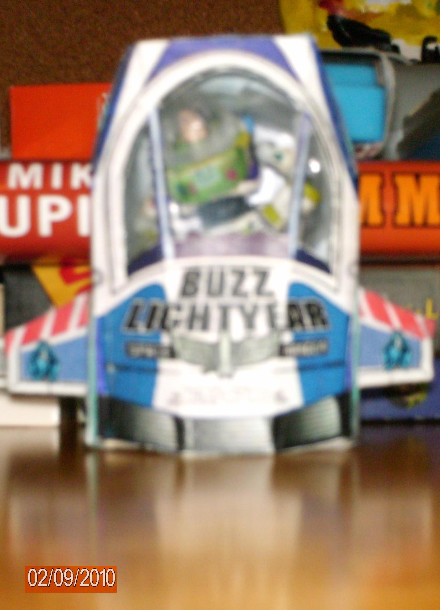 buzz figure 004.jpg