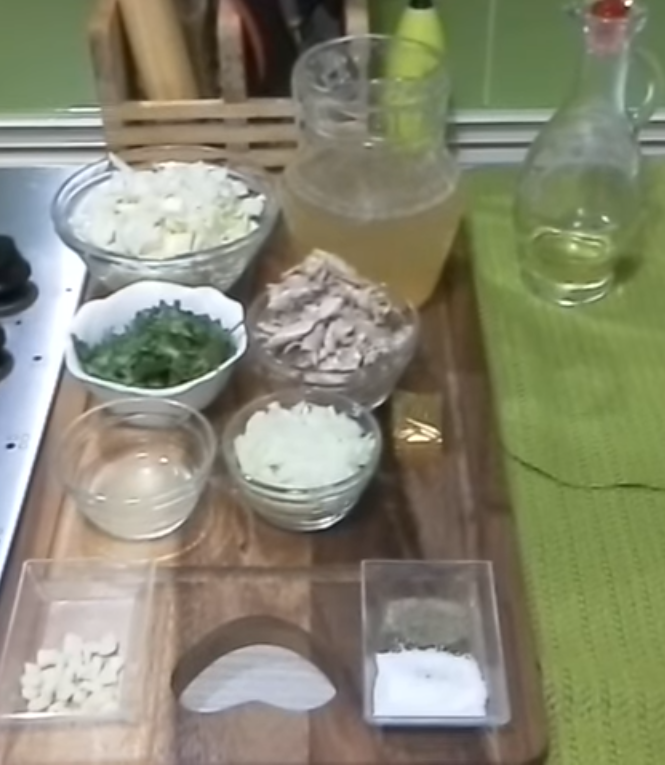 cabbage soup ingredients 1.png