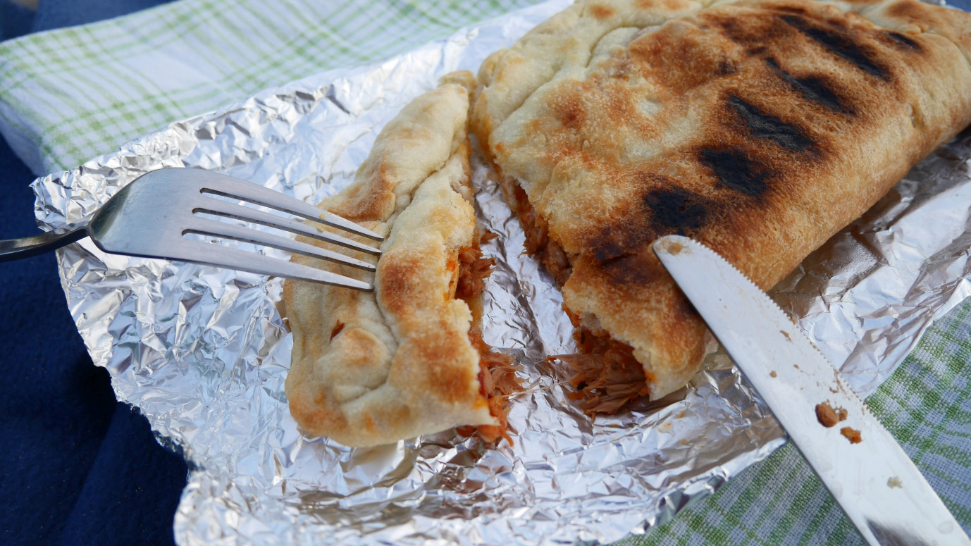 calzone bbq sun final3.jpg