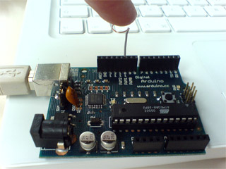 capacitive touch arduino.jpg