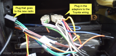 car radio_Plugs_connected_572.PNG