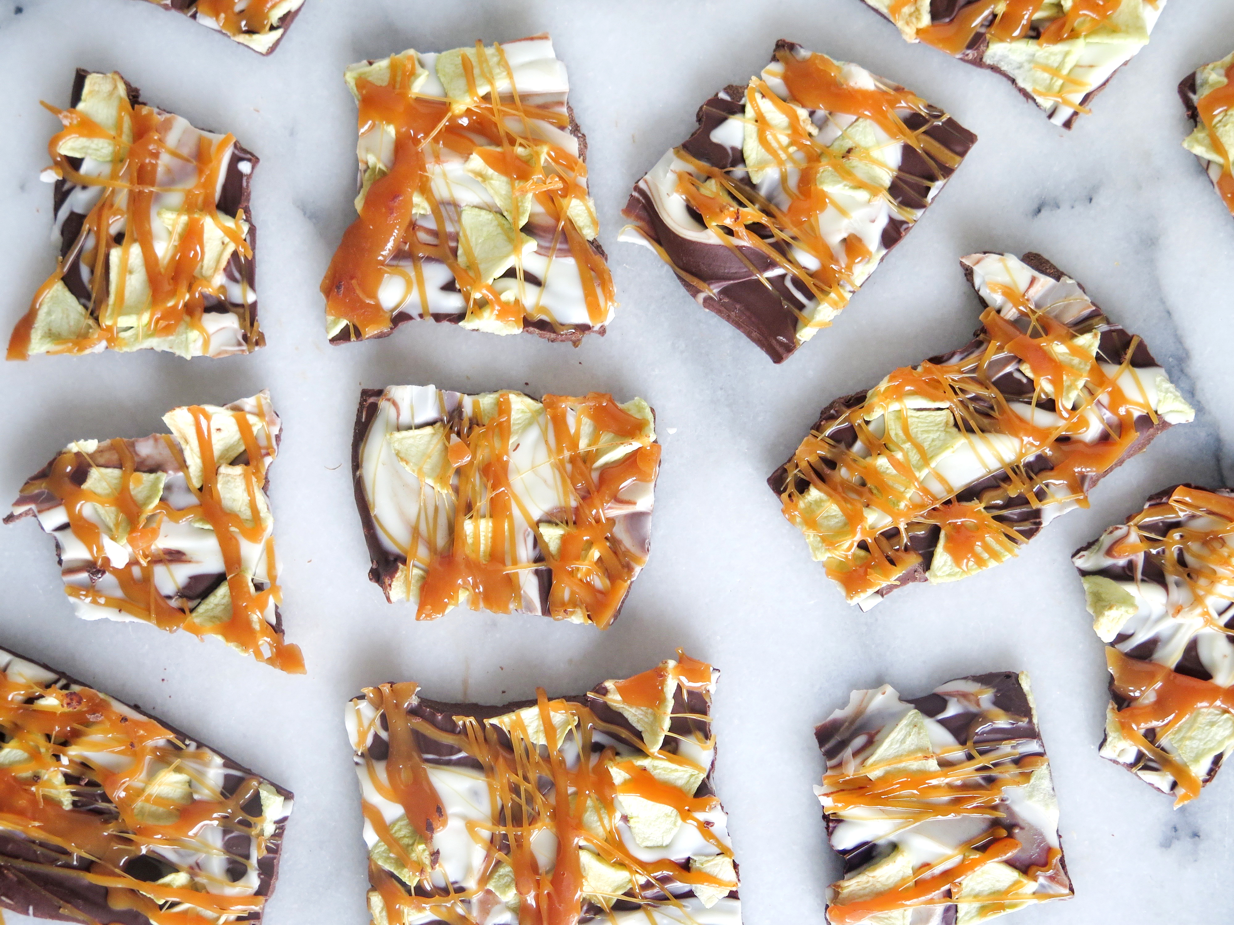 caramel apple bark-15.jpg