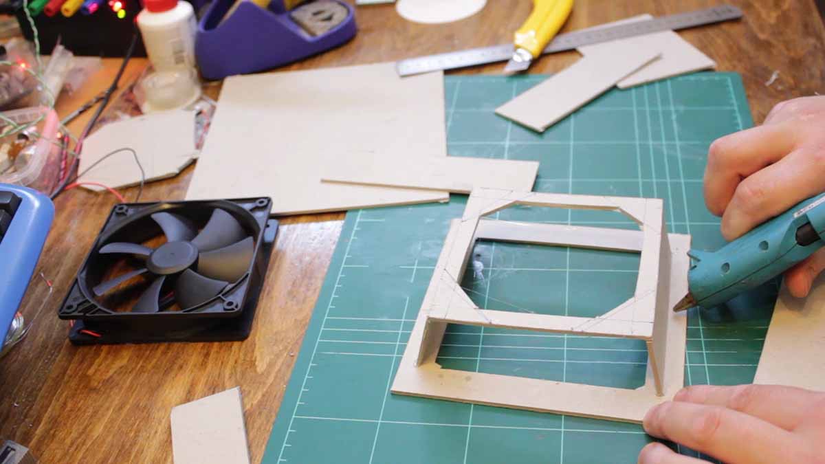 cardboard-fume-extractor-06.jpg