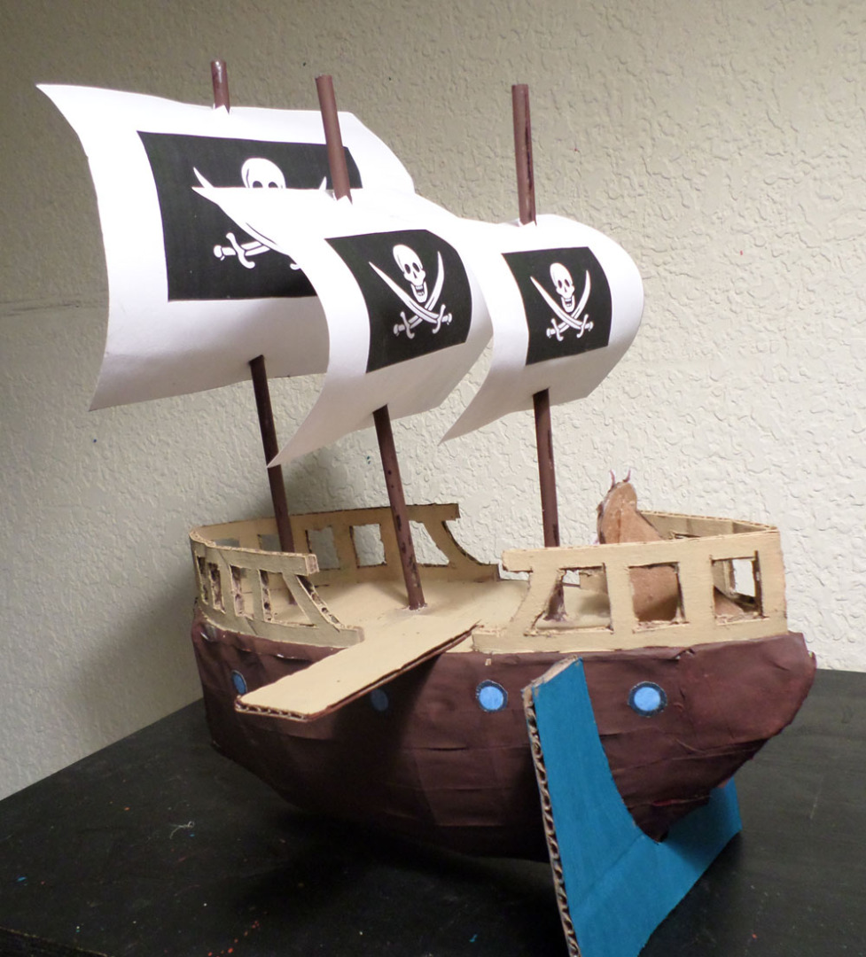 cardboard-ship-finished0.jpg