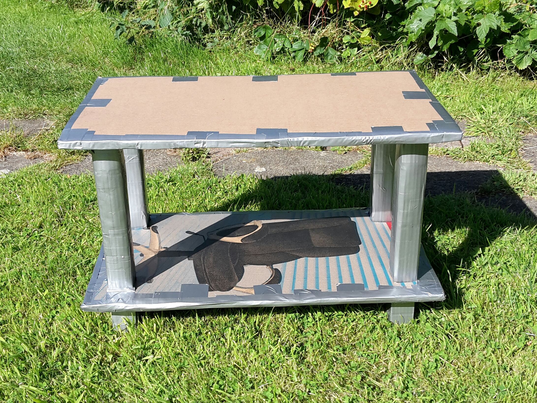 cardboard-table-13.jpg