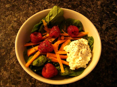 carrot-raspberry-spinach-salad.jpg