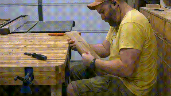 carving a giant diresta utility knife from wood 12 GIF.gif