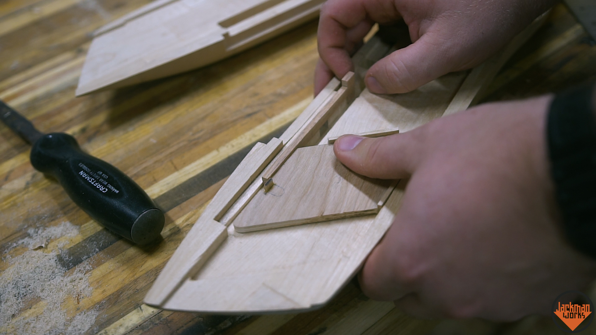 carving a giant diresta utility knife from wood 23.jpg