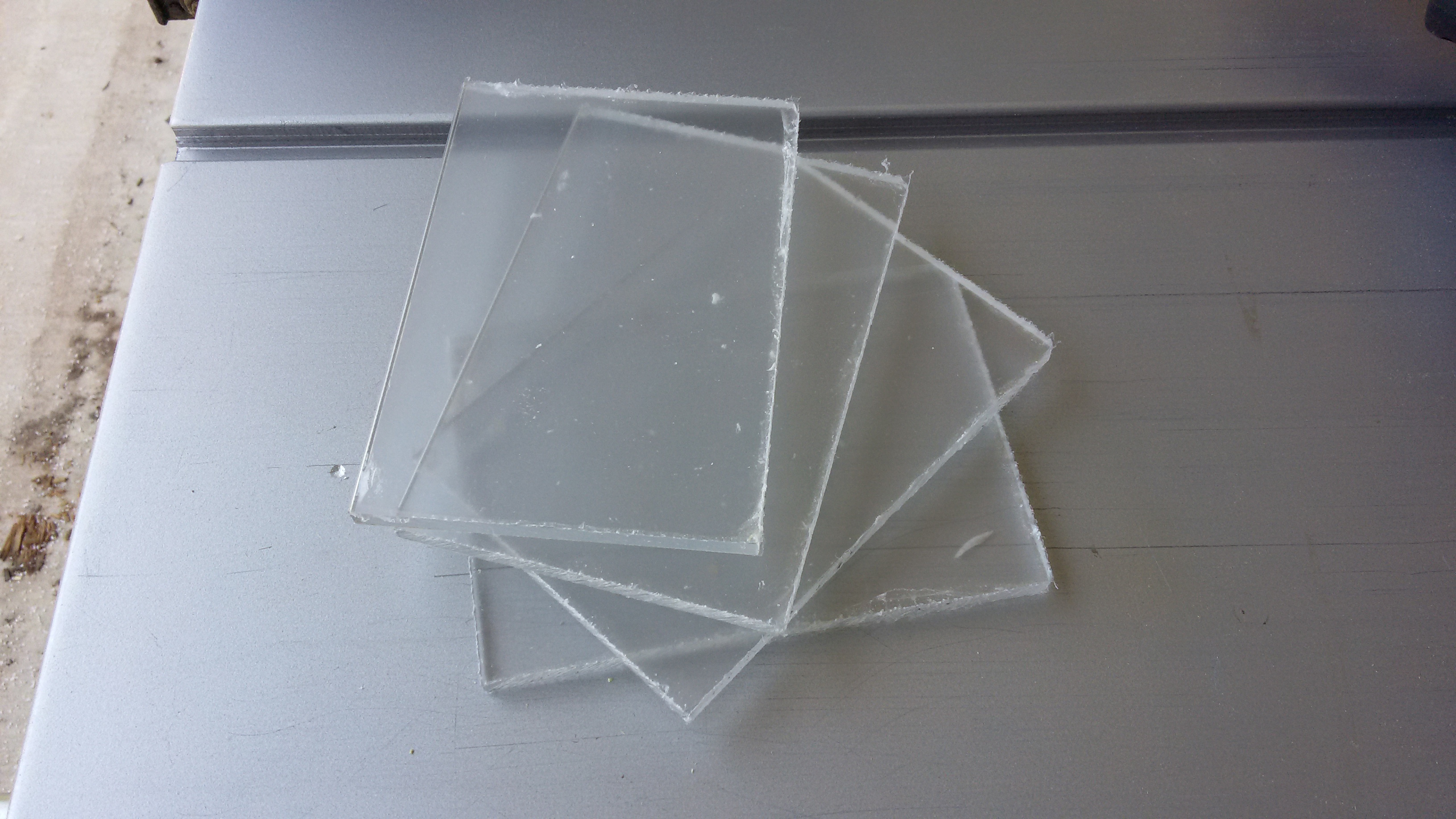 case - plexiglass.jpg