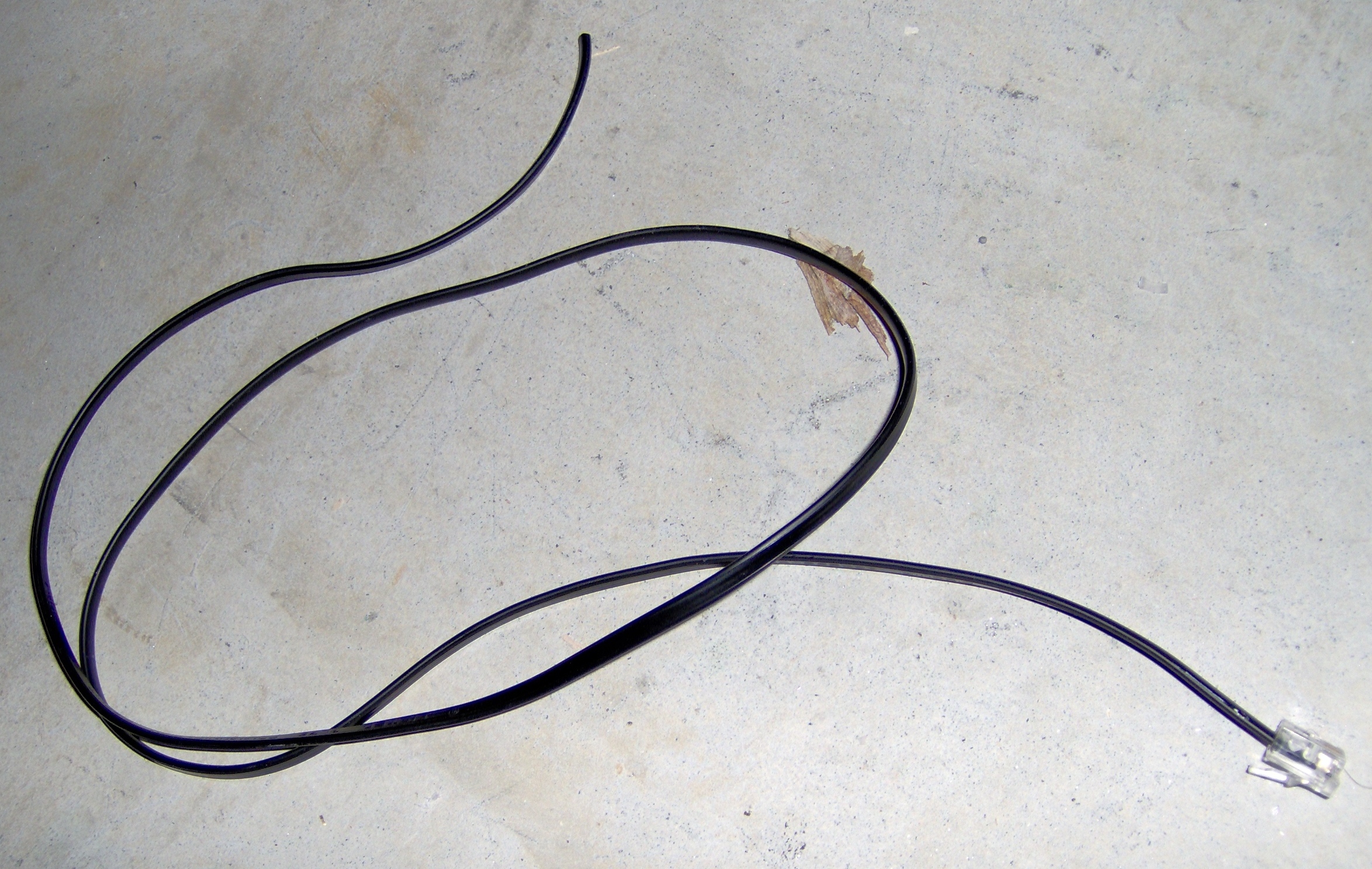 cat5_telephone_cord.jpg