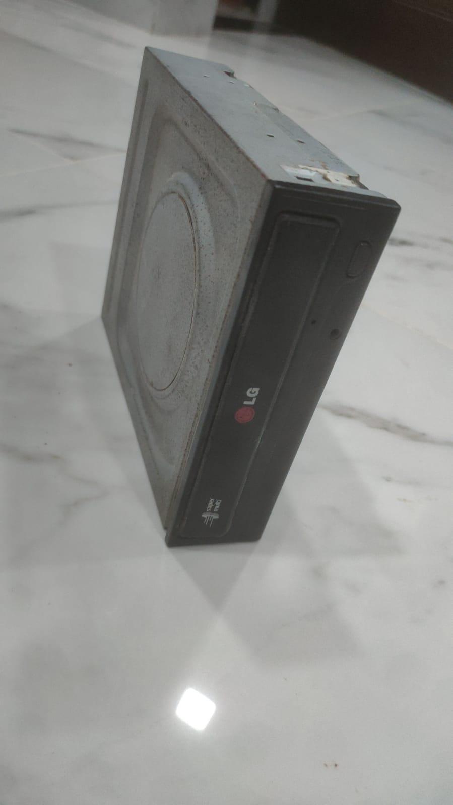 cd drive  (1).jpeg
