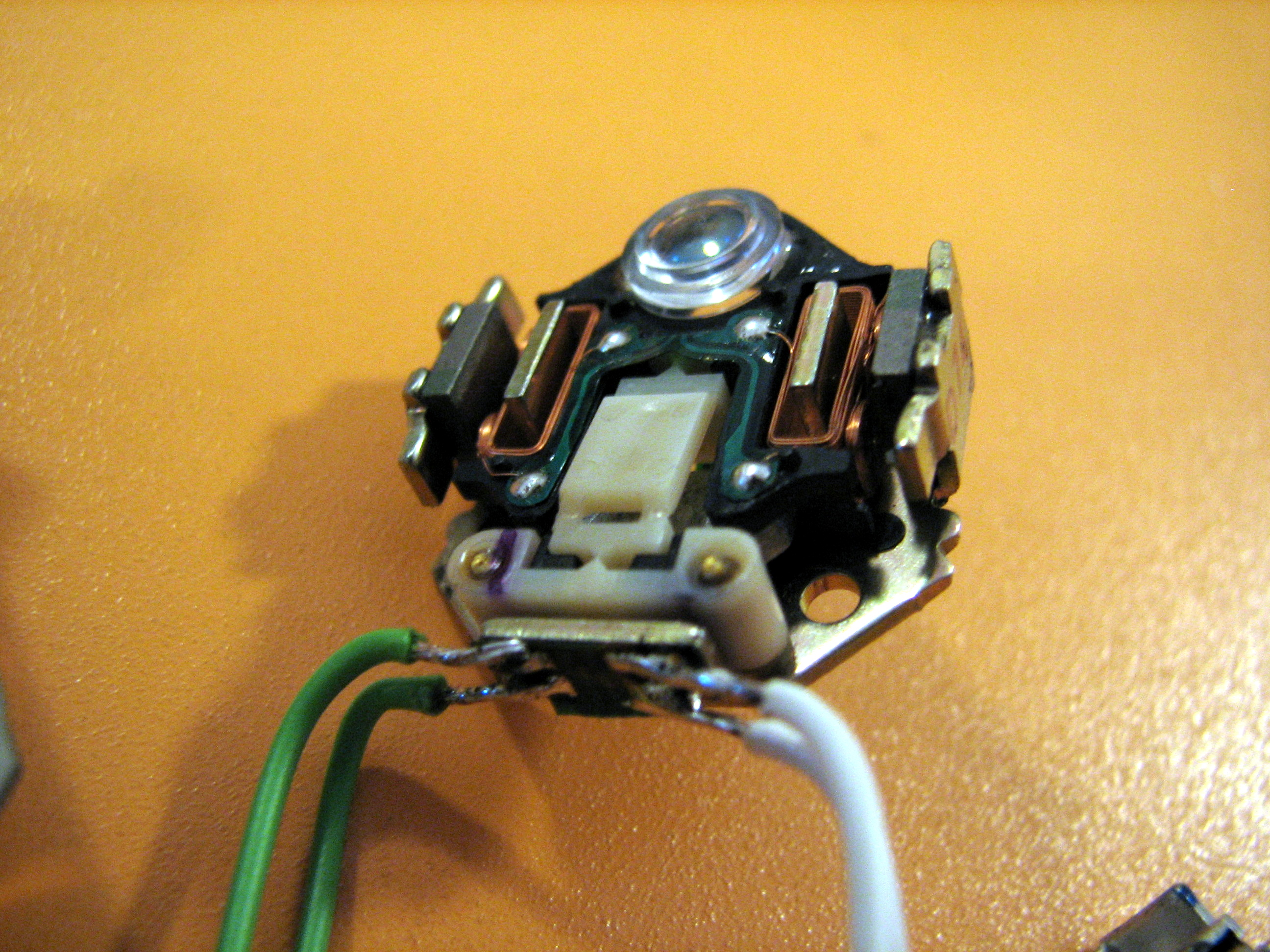 cd-lens-with-wires-attached.jpg