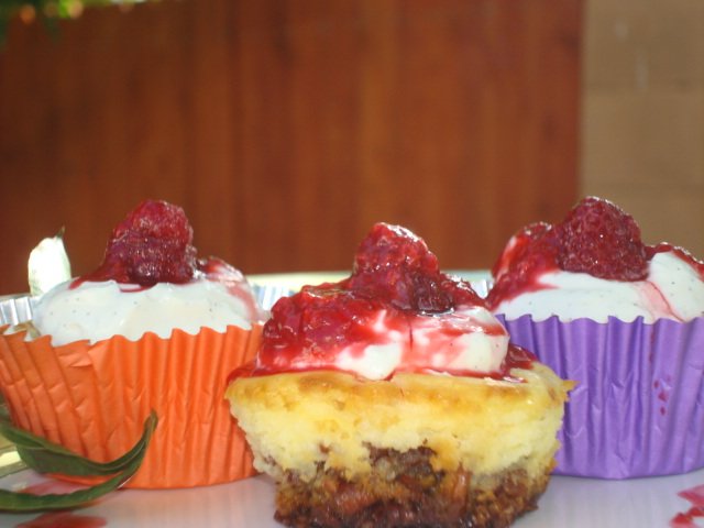 cheesecake cupcakes 053.JPG