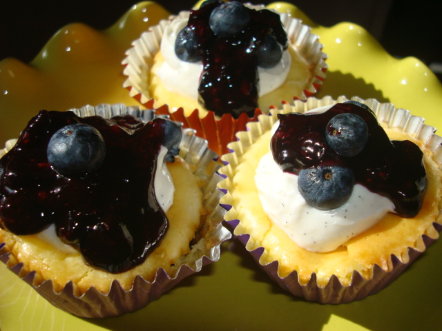 cheesecake cupcakes 055.JPG