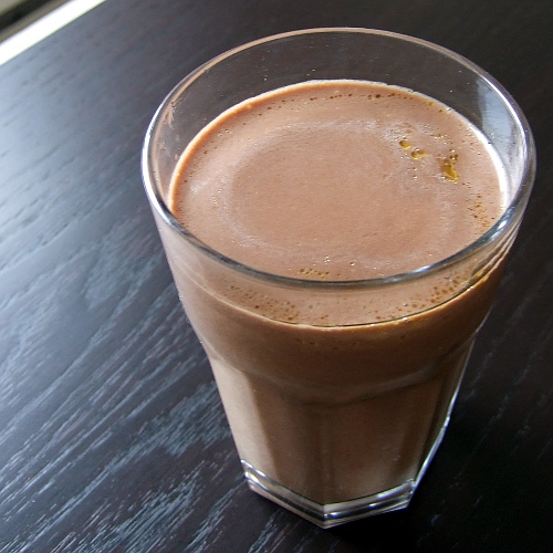 chocolate-banana-smoothie-001.jpg