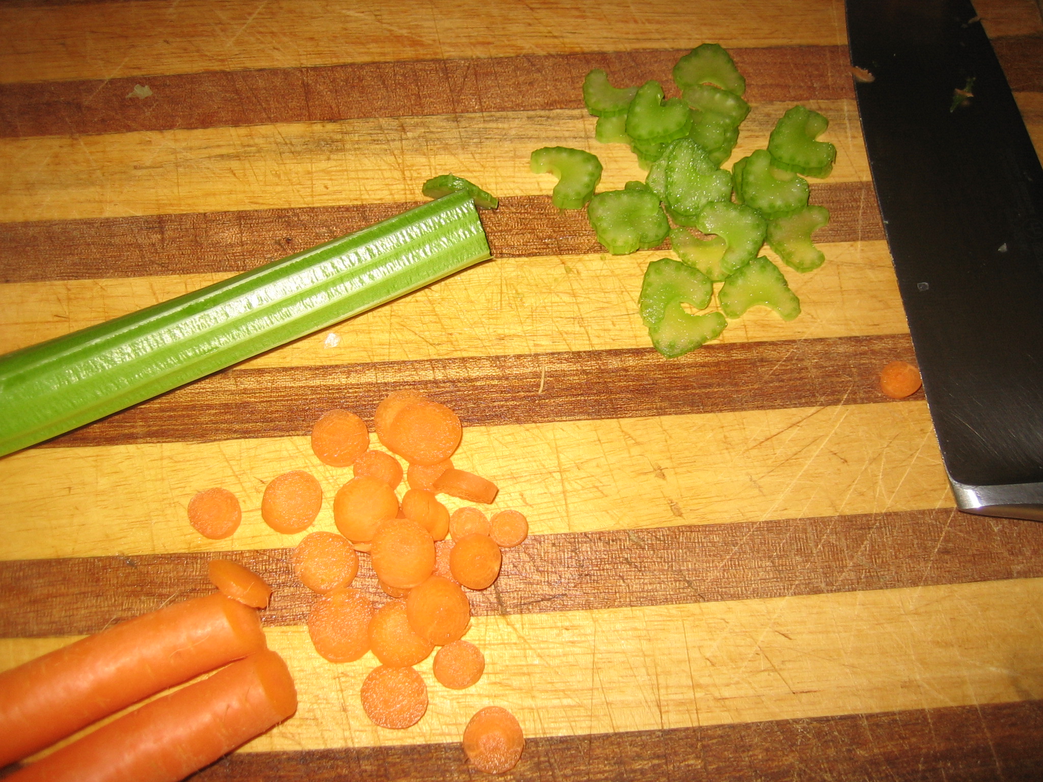 chop_carrots.jpg